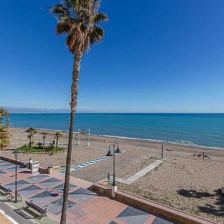 Fantastic Views , On The Beach Best Location In טורמולינוס מראה חיצוני תמונה
