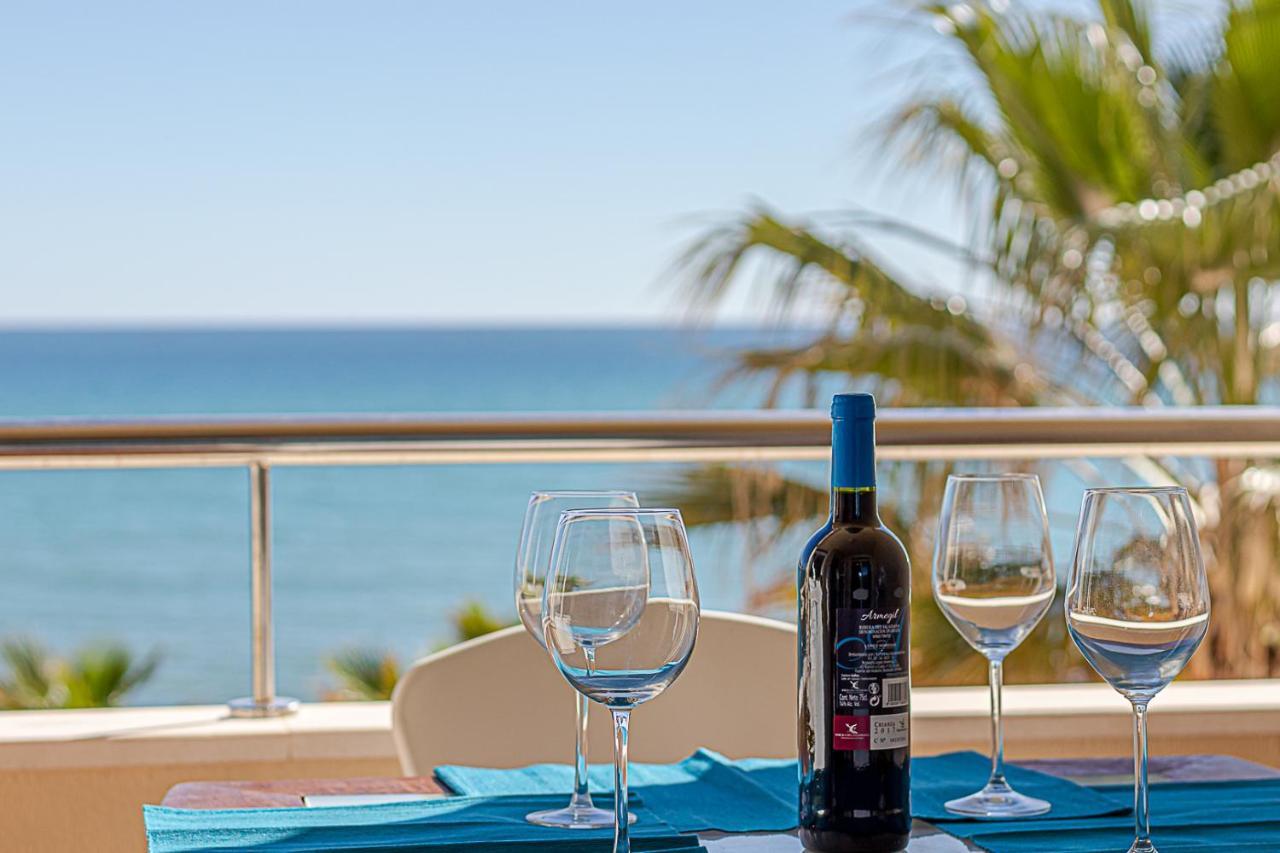 Fantastic Views , On The Beach Best Location In טורמולינוס מראה חיצוני תמונה